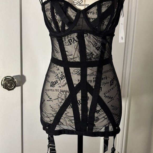 BLUEBELLA Karolina Wired Sheer Basque Lingerie In Black - 34C - NWT - Picture 7 of 13